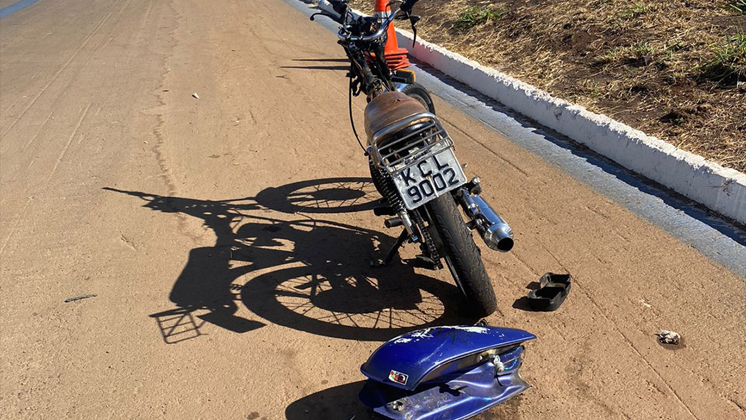 A moto ficou destruída