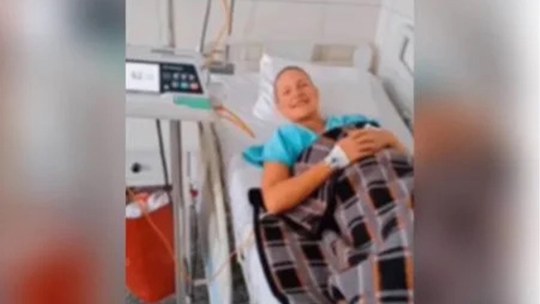 Mulher finge ter câncer para arrecadar dinheiro