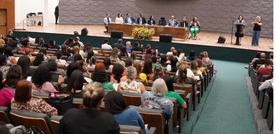 O evento aconteceu no auditório da ALEGO
