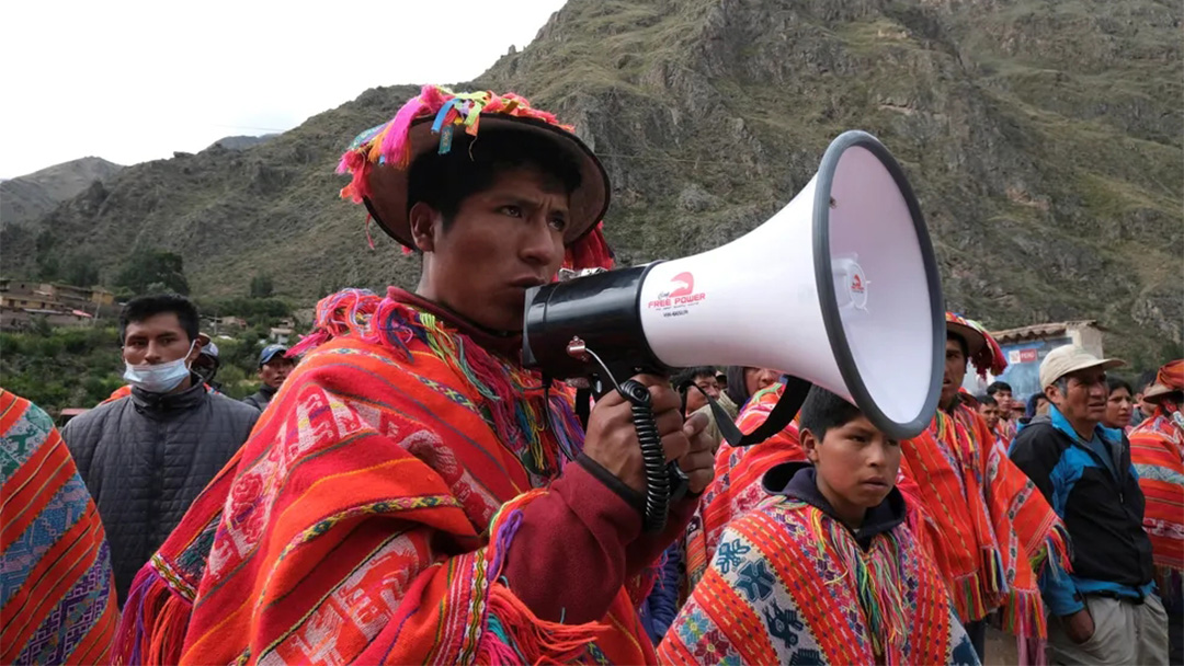 Onda de protestos no Peru