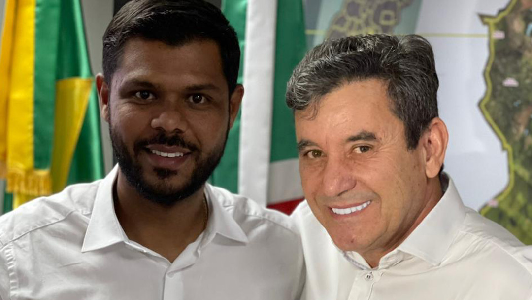 Romário Policarpo, prefeito em exercício