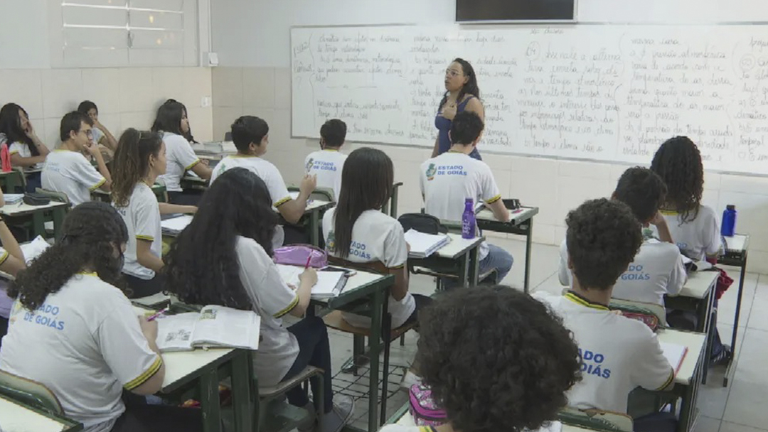 Salário de mais de 4 mil professores são desbloqueados